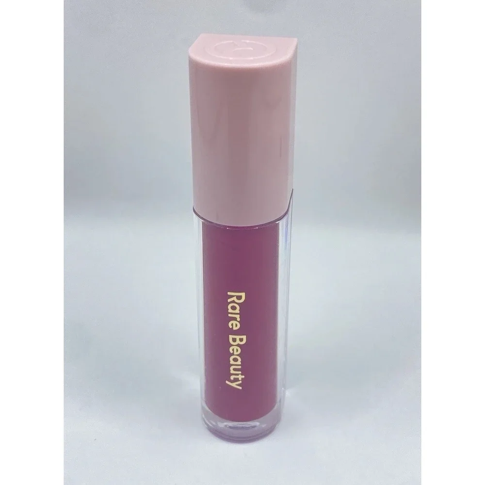 Rare Beauty Stay Vulnerable Liquid Eyeshadow NEARLY BERRY 0.10floz/3.0ml NWOB